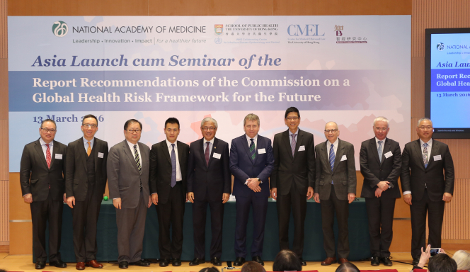 (From left) Mr Terry Kaan, Director of Centre for Medical Ethics and Law, HKU, Professor Gabriel Leung, Dean of Li Ka Shing Faculty of Medicine, HKU, Dr Donald Li, Chairman of Bauhinia Foundation Research Centre, Mr Lau Ming-wai, Commission Funder and Vice Chairman of Bauhinia Foundation Research Centre, Dr Victor Dzau, President of the U.S. National Academy of Medicine, Professor Peter Mathieson, President and Vice-Chancellor of HKU, Professor Tan Chorh Chuan, President of National University of Singapore, Professor Lawrence Gostin, Director of WHO Collaborating Centre on Public Health Law and Human Rights, Mr Peter Sands, Former Group CEO of Standard Chartered PLC and Professor Michael Hor, Dean of the Faculty of Law, HKU took a group photo at the Asia Launch cum Seminar of the Report Recommendations of the Commission on a Global Health Risk Framework for the Future.