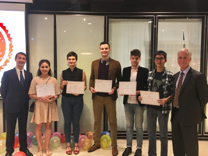 Professor John Spinks (first from the right) and Mr Alexandre Mariani from Sciences Po (first from the left) with the first batch of HKU-Sciences Po Dual Degree graduating students.