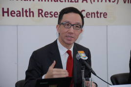 Professor Gabriel M Leung, Chair Professor of School of Public Health, Li Ka Shing Faculty of Medicine, The University of Hong Kong says that, this finding gives a booster to the frontline infection control officers. Hong Kong’s buyout scheme for live poultry market is also an effective measure, but for mainland China they should consider their own market supply chain and the feasibility of the measures taken to work out an adaptable proposal for infection control. 