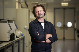 Dr. Stefano Cannicci in the central facilty laboratory of the School of Biological Sciences, HKU, where he performs his analyses on the accumulation of heavy metals in the tissues of mangrove crabs.
