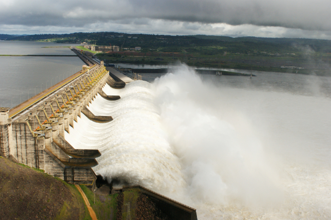 Brazil has the 2nd largest hydropower capacity (after China), and generates more than 70% of its electricity from hydropower. Tucuruí Dam was the first major hydroelectric dam in the Brazilian Amazon, and is currently the world’s fifth largest power station. Although considered 'green' energy, hydropower produces substantial amounts of greenhouse gases and has destroyed some of the most pristine habitats around the planet - especially in tropical rainforests.   Credit: Museu Virtual de Tucuruí