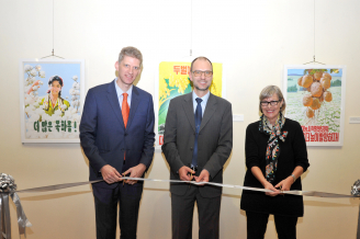 (From left) Ribbon-cutting ceremony by UMAG Director Dr Florian Knothe, Consul General of Switzerland in Hong Kong and Macau Mr Reto Renggli and Research Fellow of Stanford University Ms Katharina Zellweger.