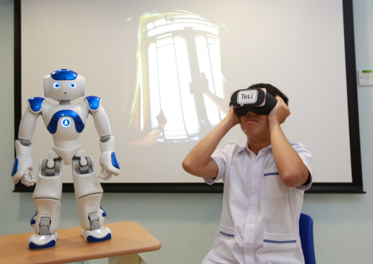 The VR CAVE, 3D graphics, 360-degree videos and robots will be used in different courses for all students of the Bachelor of Nursing (Full-time) programme from September 2018.