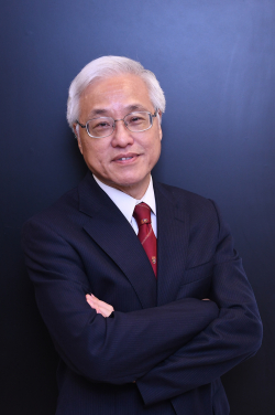 香港大學譚廣亨教授是首位亞洲小兒外科學者獲歐洲小兒外科醫師協會頒授Rehbein Medal