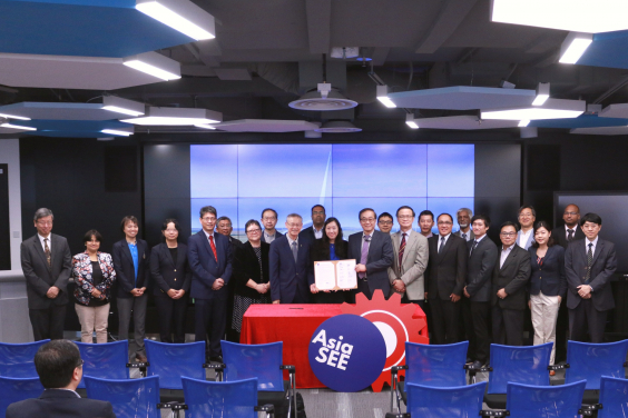 Founding members from universities across Asia including Hong Kong, Singapore, Korea, Mainland China, Thailand, India, Philippines, Taiwan, Malaysia, Macau, Vietnam and UAE sign a declaration of commitment to join AsiaSEE
