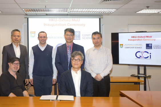 A group photo taken at the MoU signing ceremony on January 15, 2020.
Back row: (from left) Professor Lam Tak-Wah, Professor Giulio Chiribella, Professor Christopher Chao and Dr Reynold Cheng.
Front row: (from left) Professor Bob Coecke and Professor Alfonso Ngan.