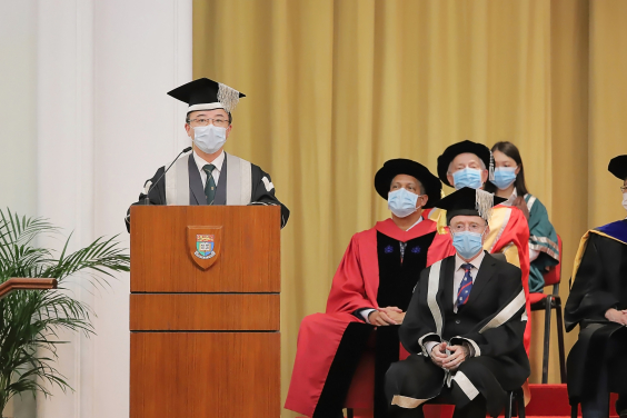 HKU President Professor Xiang Zhang encourages students to brave new frontiers in his speech 