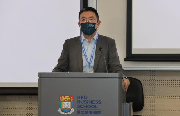 Professor Jin Li, Area Head of Management & Strategy, HKU Business School identified some key challenges and opportunities in the HR industry during his keynote session.