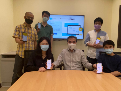 Professor Reynold Cheng (middle) and his HINCare team members