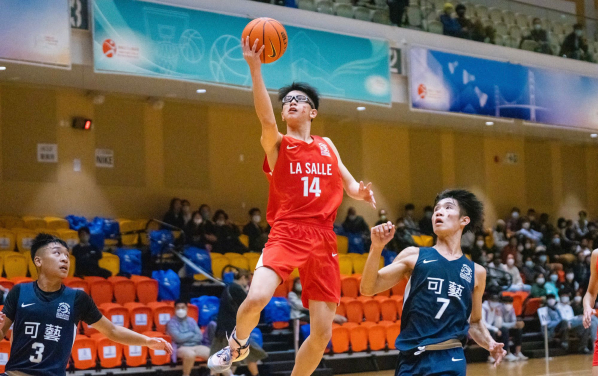 TSANG Long Him Kyle, admitted under the Sports Scholarship Scheme to the Bachelor of Dental Surgery (BDS) programme, is a member of the Hong Kong basketball team and is currently preparing for the Ulaanbaatar 2023 East Asian Youth Games