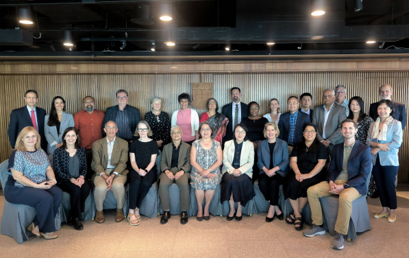 港大醫學院領導全新《刺針》委員會，11月中旬首次舉行會議，匯聚全球基層醫療專家，推動後疫情時代轉型。
 