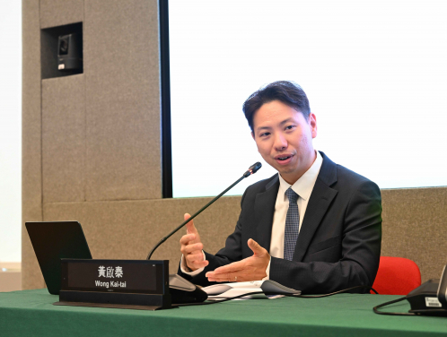 Senior Superintendent (Health Care) of the Correctional Services Department Wong Kai-tai said that the pilot study has confirmed the feasibility of eliminating HCV in a target group in a correctional institution, and has shown a success rate of 100% in linking individuals to care and viral eradication under the support of the research team.