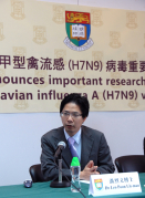 Dr Leo Poon Lit-man, Associate Professor of School of Public Health, HKU Li Ka Shing Faculty of Medicine, says that the avian influenza A (H7N9) virus currently cannot effectively transmitted among pigs in the animal experiment now, but we cannot exclude the risk that the H7N9 virus will further reassert with other viruses in the pigs and turn into a more transmissible one. 